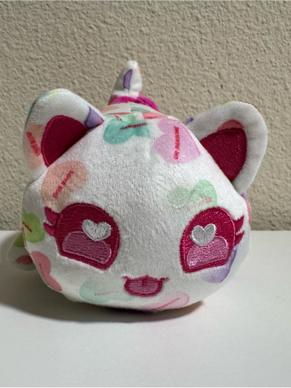 Aphmau Limited Candy Hearts 6” Meemeow Valentines